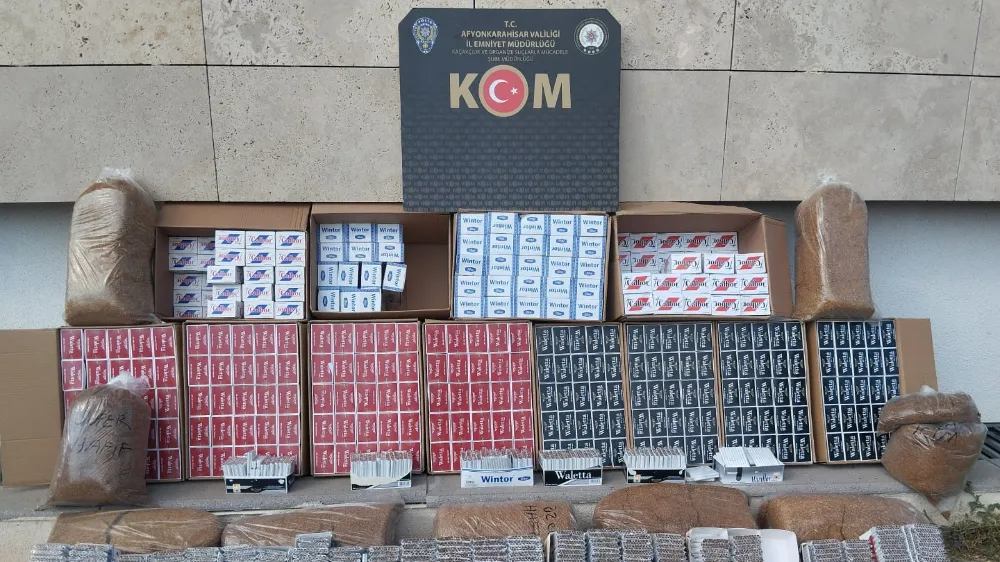 Sandıklı’da Kaçak Tütün ve Makaron Operasyonu