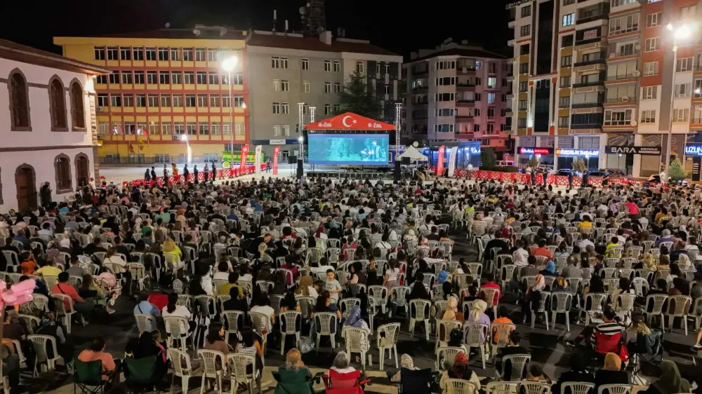 Öğretmen Oldum Ben” Filmine Büyük İlgi