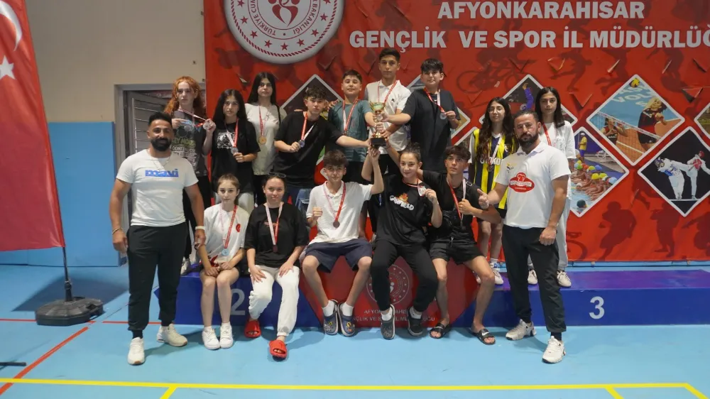 Afyonkarahisar’da Muay Thai Coşkusu: Zafer Kupası Sahiplerini Buldu