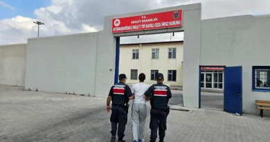 Afyonkarahisar’da Uyuşturucu Suçundan Aranan Şahıs Yakalandı