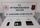 Evde Uyuşturucu Deposu! Afyonkarahisar’da Şok Baskın!