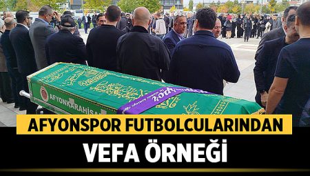 Afyonsporlu Futbolculardan İş İnsanı Sami Özer’e Vefa