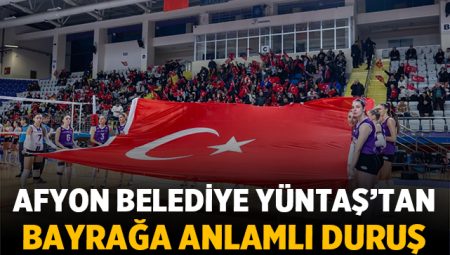 Afyon Belediye Yüntaş’tan bayrağa anlamlı duruş, salon kırmızı beyaz oldu