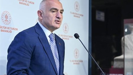 Bakan Ersoy: Mini dizilerle yeni turizm pazarlarına ulaşacağız