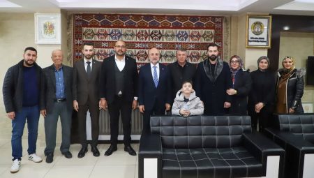 AK Parti Afyonkarahisar İl Kadın Kolları Bayramlaşma Programında Buluştu