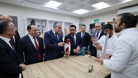 Bakan Işıkhan’dan Gaziantep’te o merkeze ziyaret