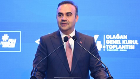 Bakan Kacır: Savunma sanayiinde KOBİ’lerin payı büyük 