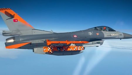 Bakan Kacır: SOM-J, son atış testinde hedefini tam isabetle vurdu