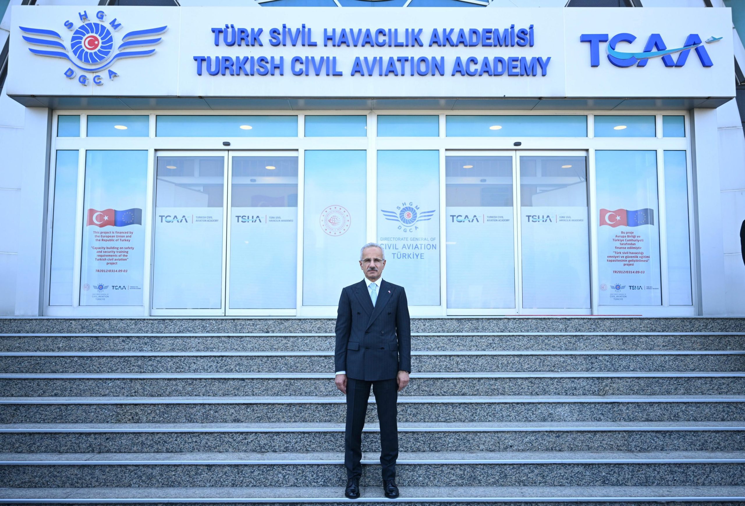 Bakan Uraloğlu: 31 Mart’a kadar kapalı havalimanlarına uçuş sağlanmayacak