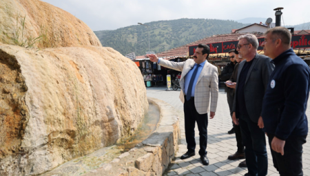 Başkan Ertemur, Karahayıt’ta inceleme gezisi icra etti