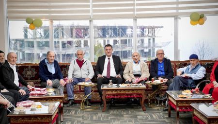 Başkan Köse, Huzurevi ve Çocuk Evleri’ni ziyaret etti