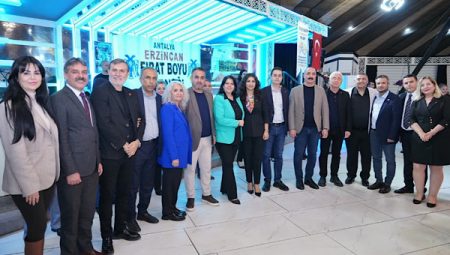 Başkan Kotan, dostluk ve dayanışma gecesinde vatandaşlarla toplantı yaptı