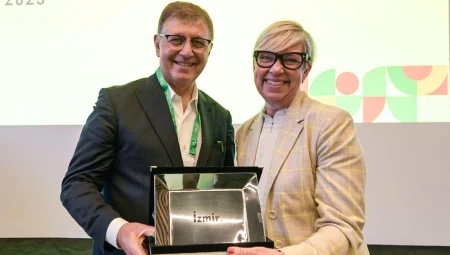 Başkan Tugay, DSÖ’nün ‘Siyasi Komite’sinde