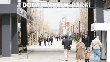 Başkentliler bayramı Büyükşehir’in parklarında kutladı