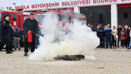 Bodrum’da yangın güvenliği ve bir an önce yapılması gereken durumlara hazırlık eğitimi düzenlendi