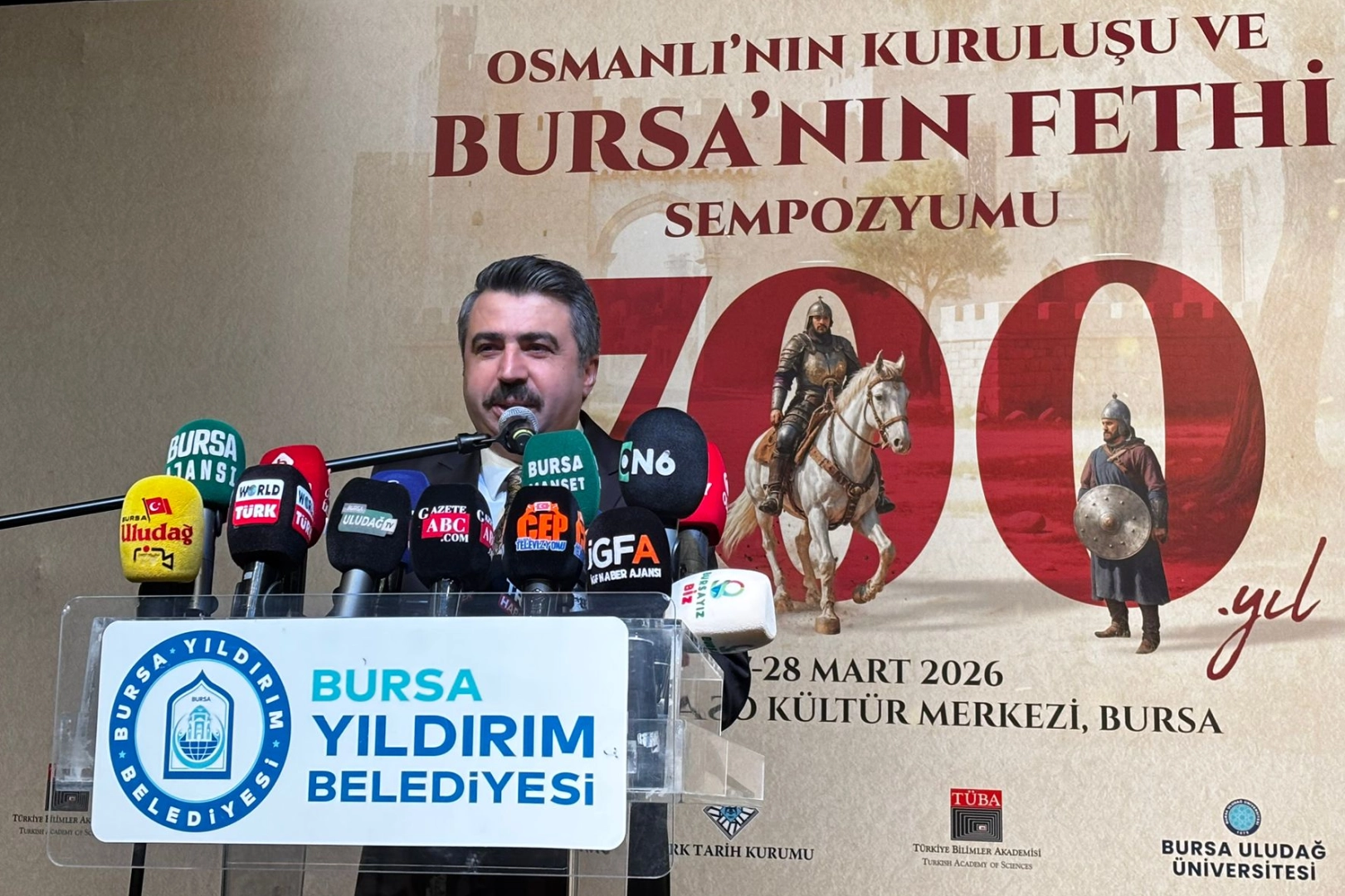 Bursa’nın fethinin 700. yılında anlamlı sempozyum… Bursa’nın tarihine ışık tutan sempozyum