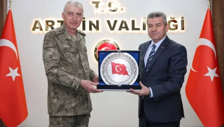 Erzurum 9. Kolordu Komutanı Tümgeneral Akyıldız Artvin’de