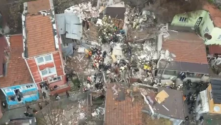 Fatih’teki bina çökmesi: Doğal gaz kaynaklı olma ihtimali düşük