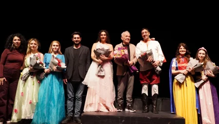 İstanbul Beylikdüzü’nde 3. Tiyatro Festivali tam not edindi