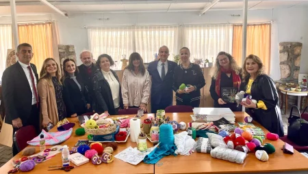 İzmir’de huzurevinde duygu dolu gün