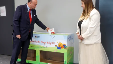 Kitap Kumbarası köy okullarında