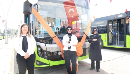 Kocaeli Büyükşehir’in filosuna 4 ayda 123 otobüs