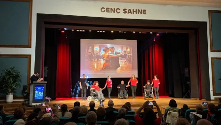 Kocaeli’de “Engelsiz Sanat” büyüledi