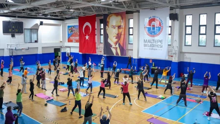 Köymen, spor yapan kadınlarla toplantı yaptı – İstanbul Maltepe’de