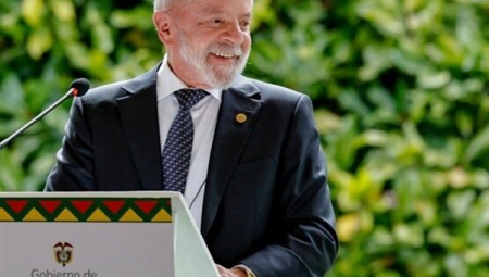 Lula da Silva: Yerli ilaç üretimini güçlendiriyoruz