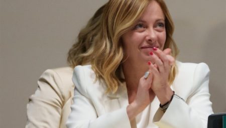 Meloni’den İtalya Hava Kuvvetleri’nin kuruluş yıl dönümü mesajı