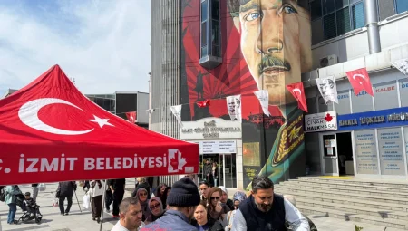 Orman Haftası’na özel 2020 fidan dağıtımı – Kocaeli’de İzmit’te