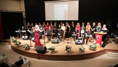 Özdere TSM, Menderes’te konser verdi