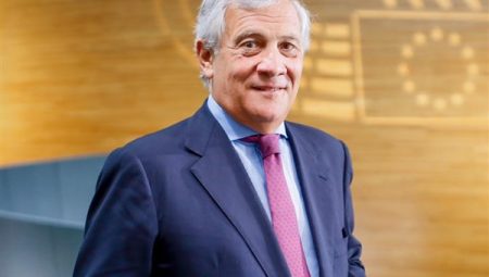 Tajani’den Almanya Başbakanı Merz’e tebrik mesajı