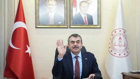 Tekin, 23 Nisan Çocuk Bayramı Düzenleme Kurulu’nun toplantısına dahil vuku buldu