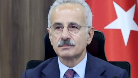 Uraloğlu, Hakkari heyetini benimsedi