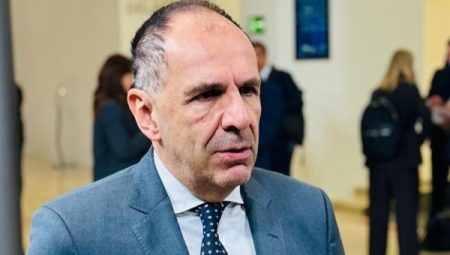 Yunanistan Dışişleri Bakanı Gerapetritis Libya’ya gidecek