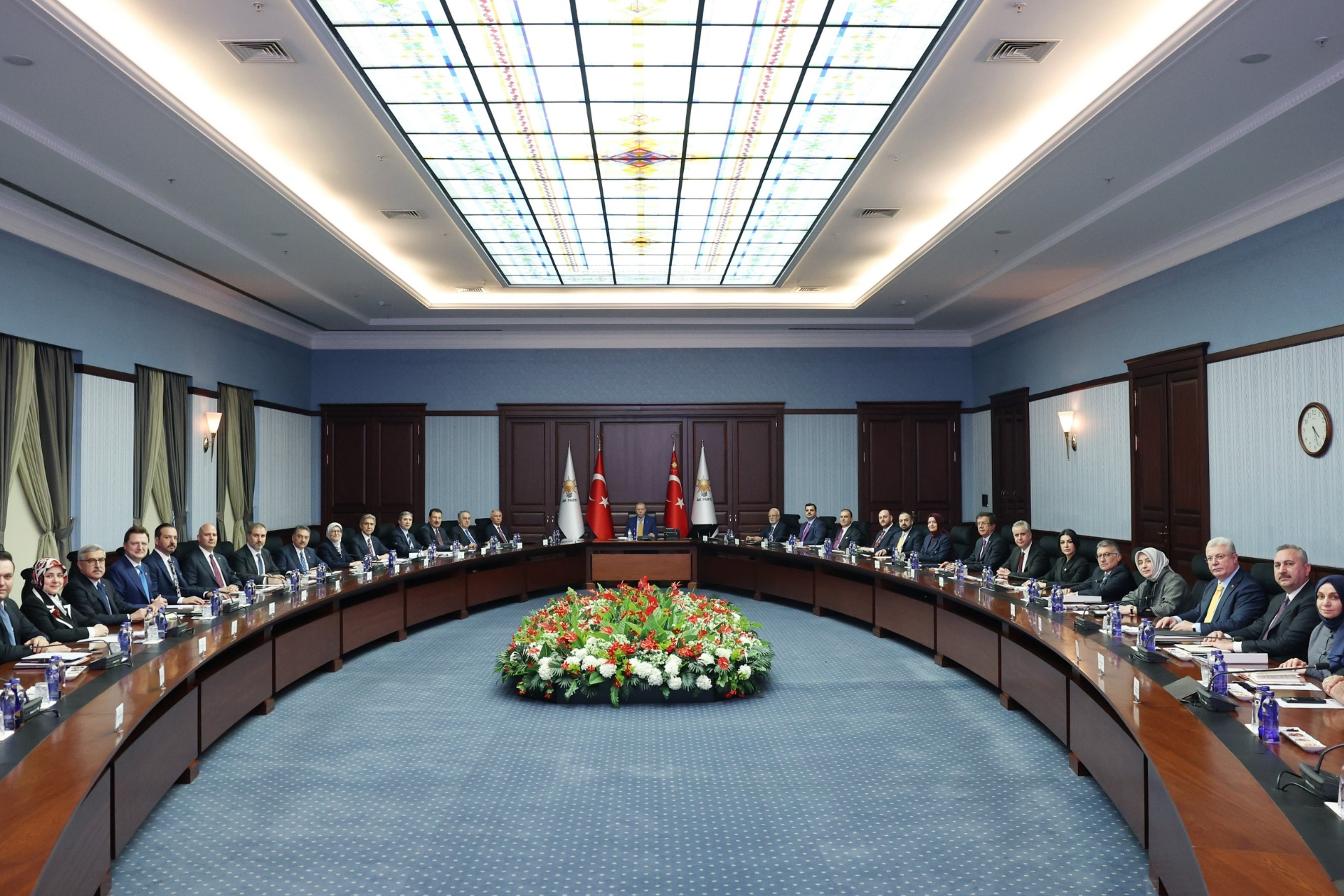 AK Parti MYK, Erdoğan başkanlığında doruk yaptı