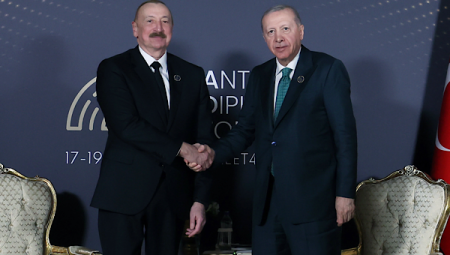 Aliyev ve Erdoğan Antalya Diplomasi Forumu’nda bir araya geldi
