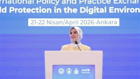 Ankara’da çocukların dijital ortamda korunmasına yönelik uluslararası doruk düzenlendi