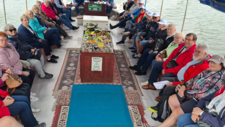 Avusturyalı turist kafileleri Marmaris’e geldi