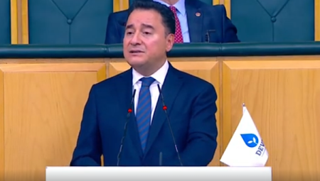 Babacan’dan Avukatlar Günü mesajı