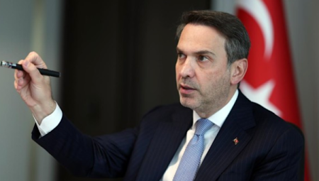 Bakan Bayraktar: Özel’in açıklamaları gerçek dışı ve siyasi manipülasyon