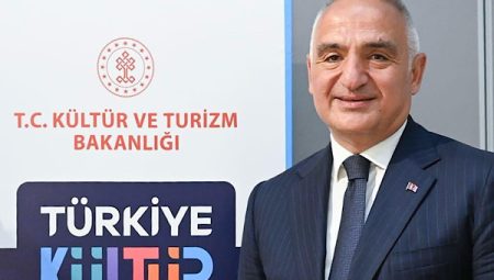 Bakan Ersoy: Şanlıurfa, sanatın tüm disiplinlerine ev sahipliği yapacak