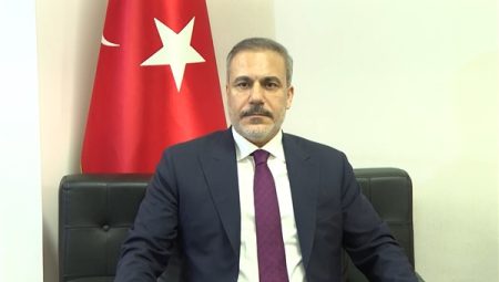 Bakan Fidan, Hollanda Adalet ve Güvenlik Bakanı Weel ile buluştu