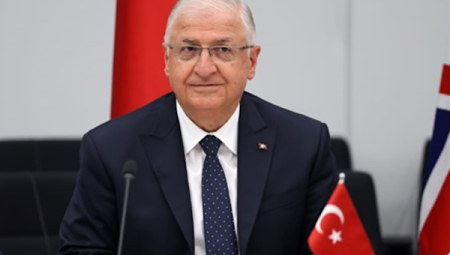 Bakan Güler, Kongo Savunma Bakanı Muadiamvita’yı Ankara’da ağırladı