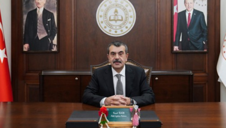 Bakan Tekin: Aydın’ımızda da eğitimin niceliksel yönü güçlenmiştir