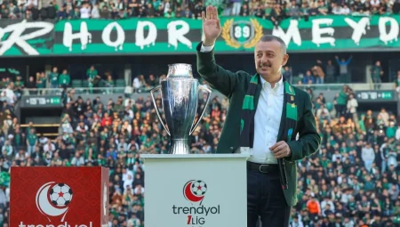 Başkan Büyükakın’dan Kocaelispor’a 60. yıl mesajı