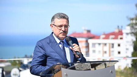 Başkan Genç, Kanuni Mahallesi Camii’nin temel atma törenine yer temin etti