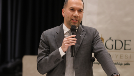 Başkan Özdemir, hukuk camiasıyla bir araya geldi