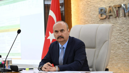 Batman Valiliği’nde proje ve hizmetler değerlendirildi